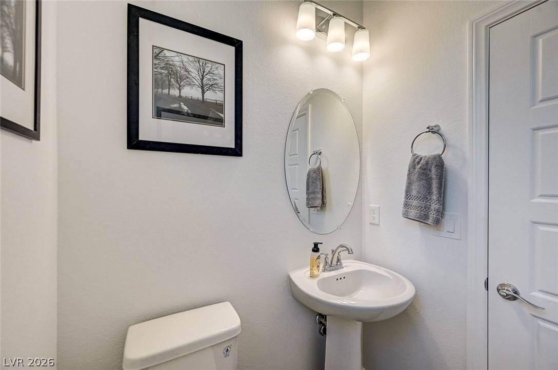 661 Tranquil Jade Street Property Photo 33