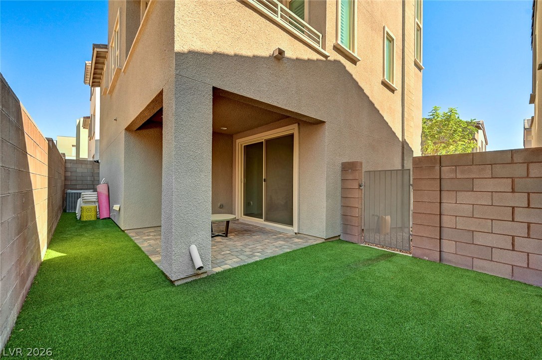 661 Tranquil Jade Street Property Photo 68
