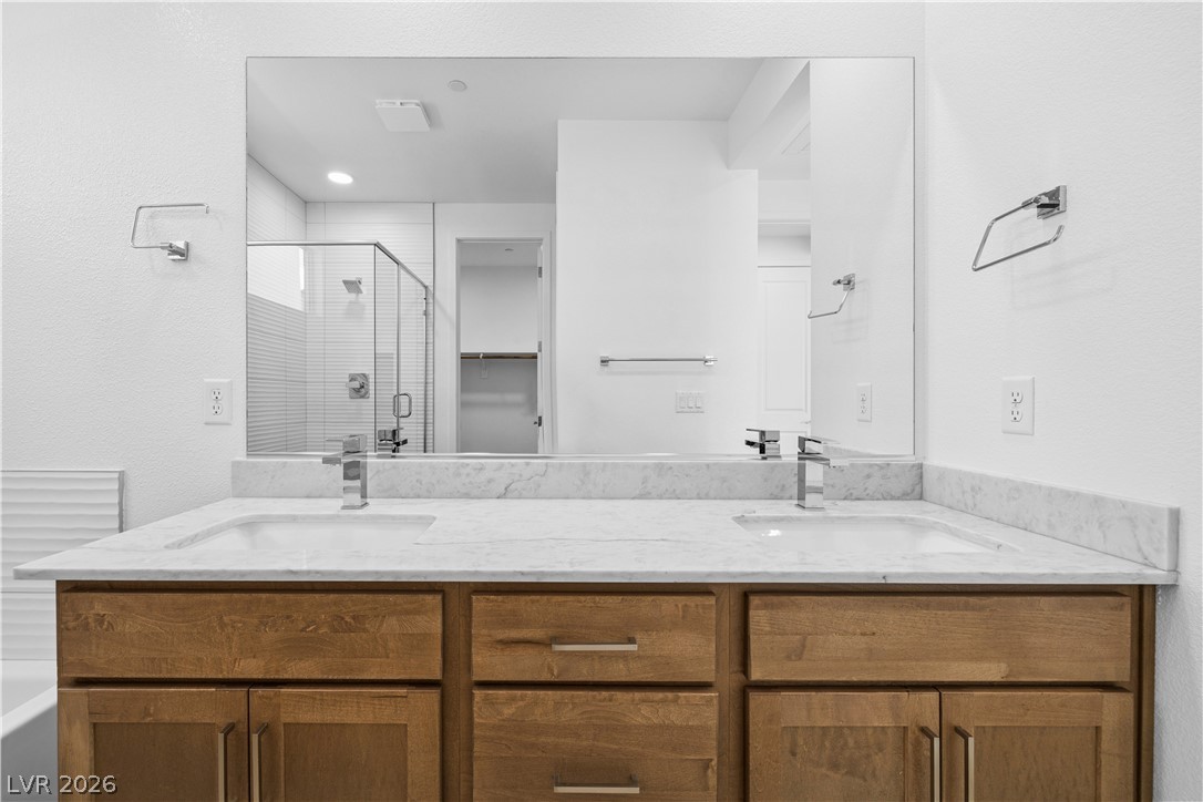 10449 Heavenly Mountain Court Property Photo 15
