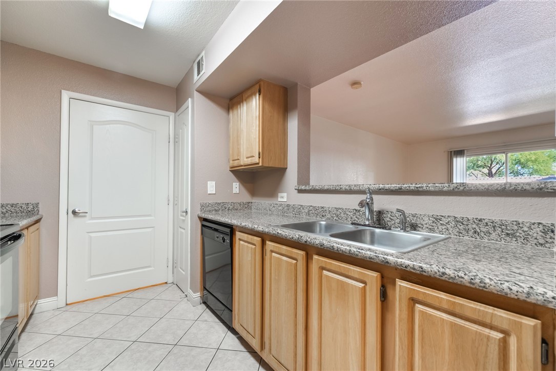 5055 West Hacienda Avenue 1174 Property Photo 14
