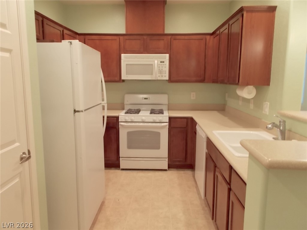 6868 Sky Pointe Drive 2102 Property Photo 15