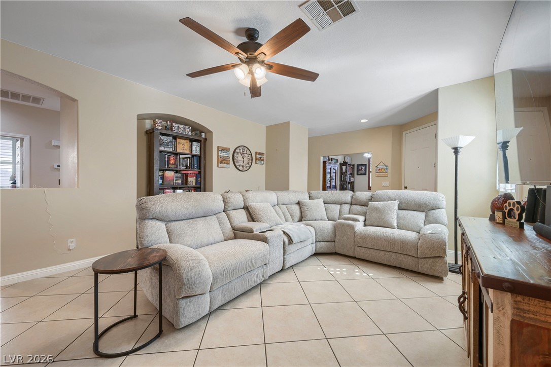 8227 Oasis Bloom Street Property Photo 8