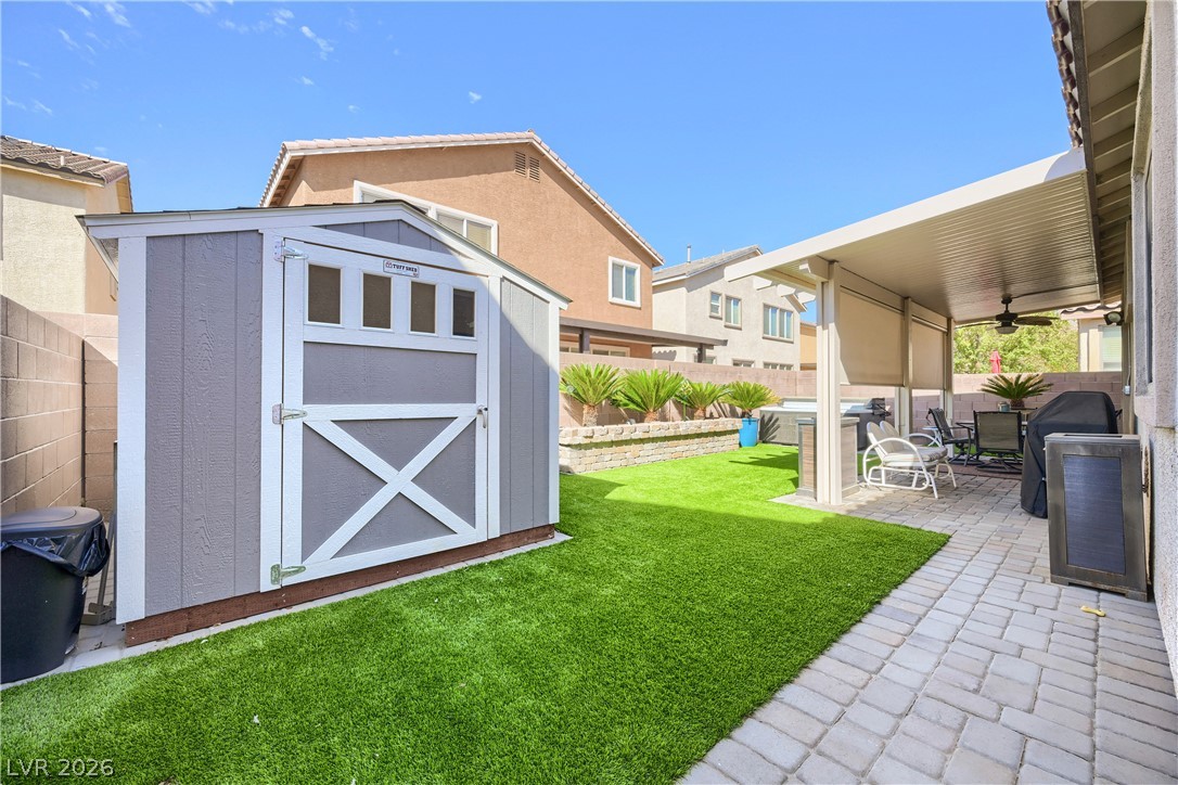 8227 Oasis Bloom Street Property Photo 29