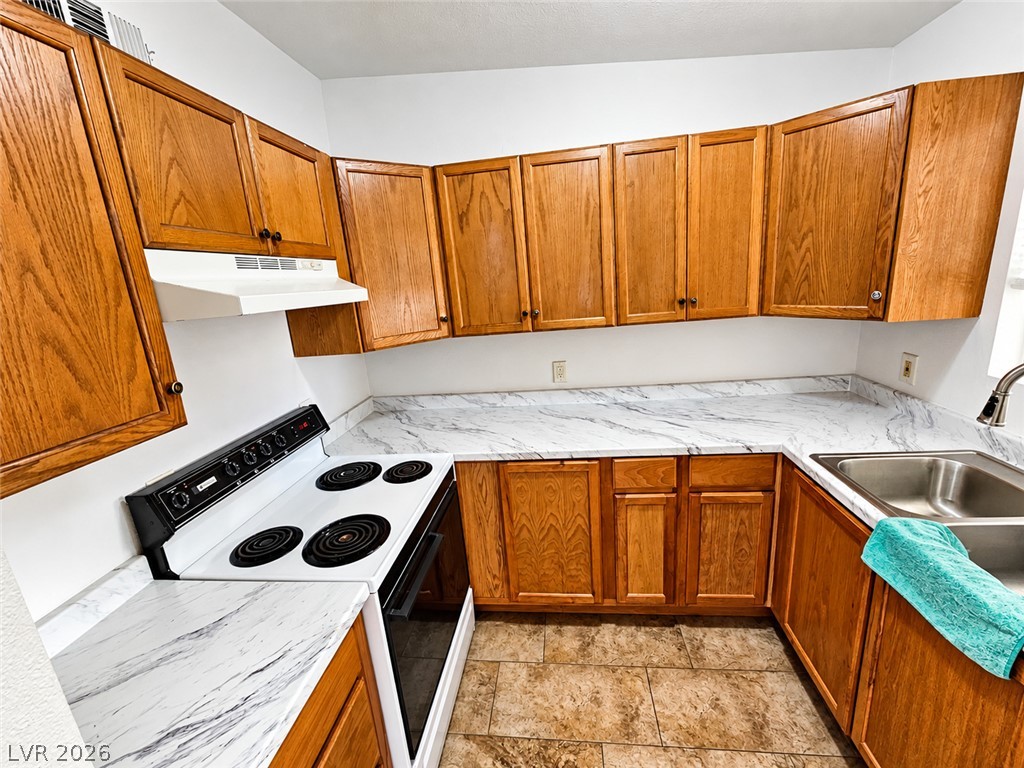 4404 Avondale Avenue Property Photo 32