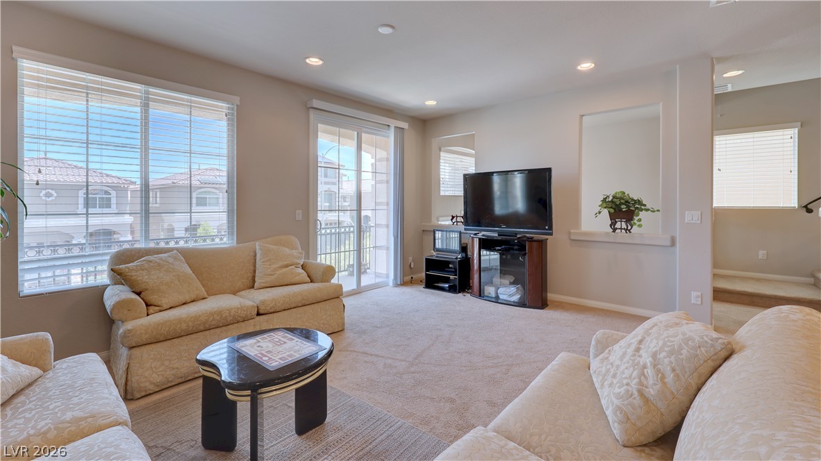 8109 Russell Creek Court Property Photo 12