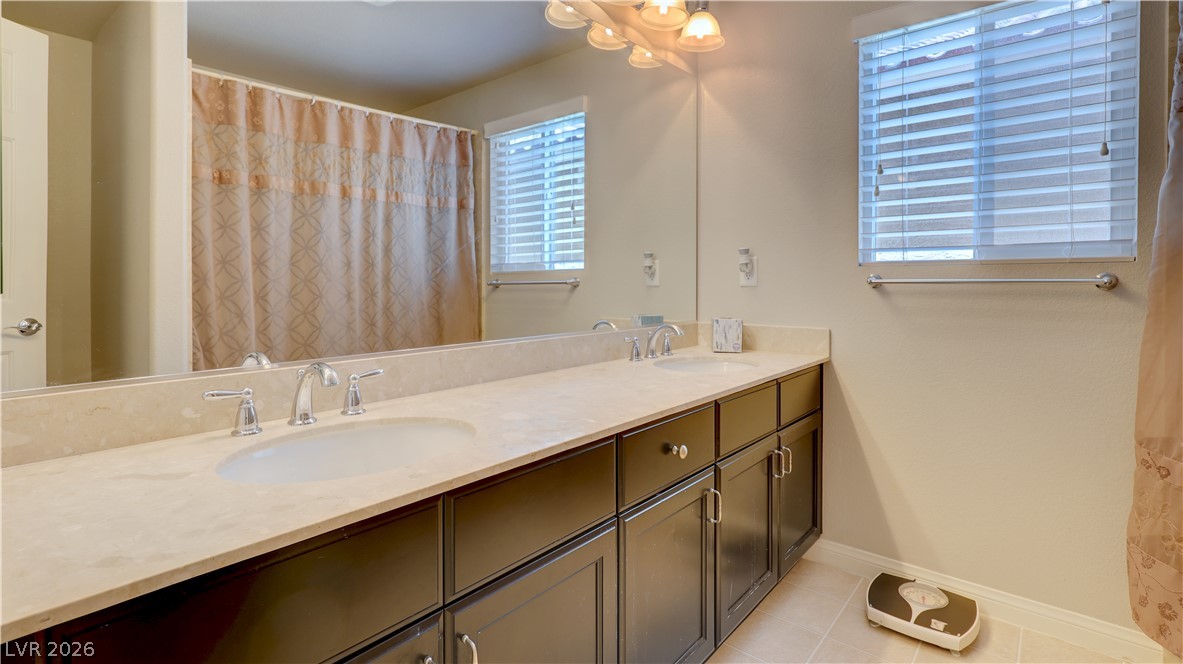 8109 Russell Creek Court Property Photo 16
