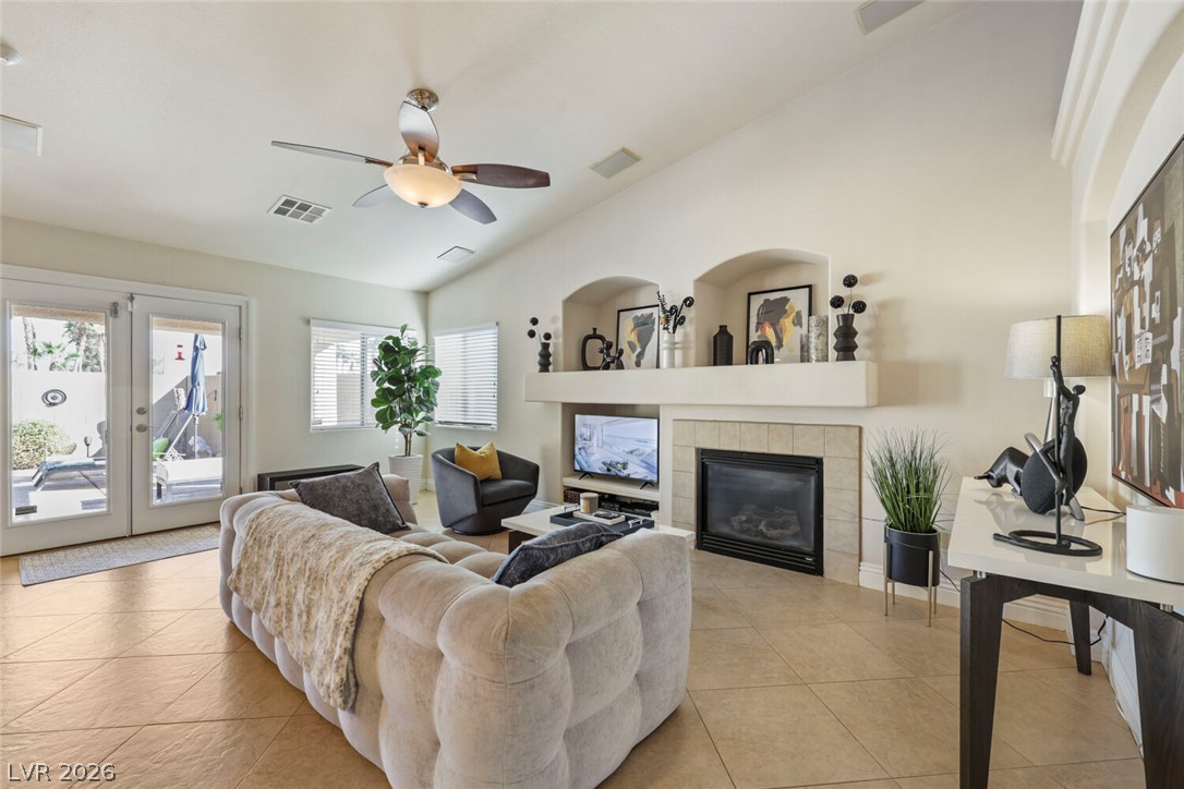 70 Tower Mustard Court Property Photo 6