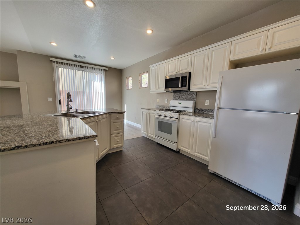 8116 Retriever Avenue Property Photo 3