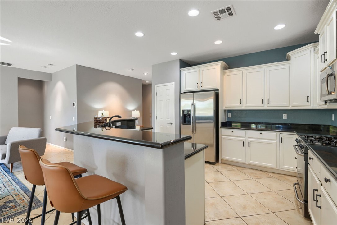 3711 Halter Drive Property Photo 1