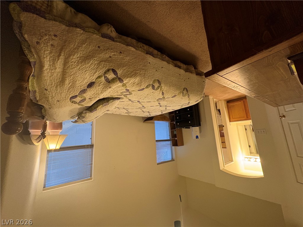 9595 Ruperts Court Property Photo 13