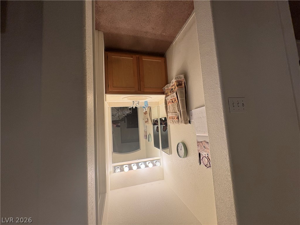 9595 Ruperts Court Property Photo 17