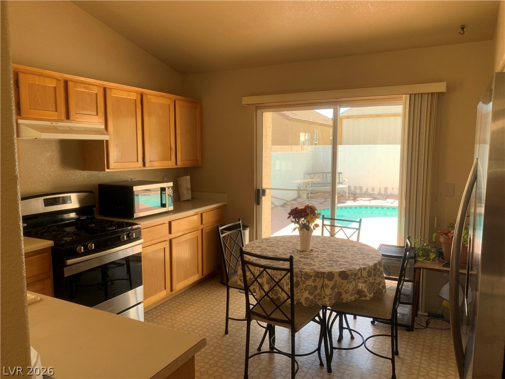 9595 Ruperts Court Property Photo 37