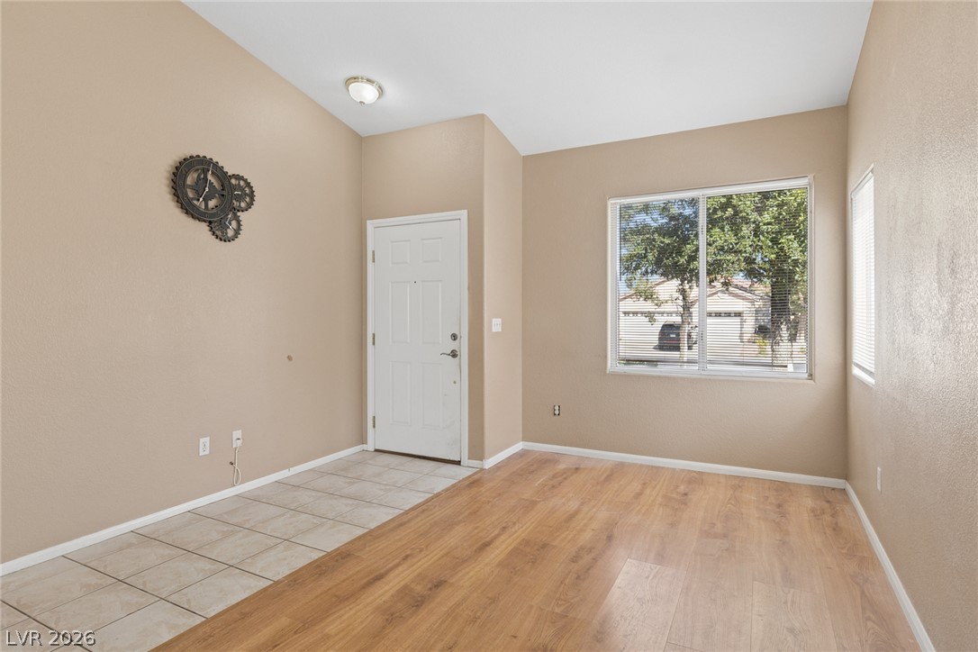 1563 Pimlico Hills Street Property Photo 8