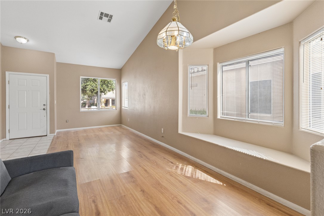 1563 Pimlico Hills Street Property Photo 10