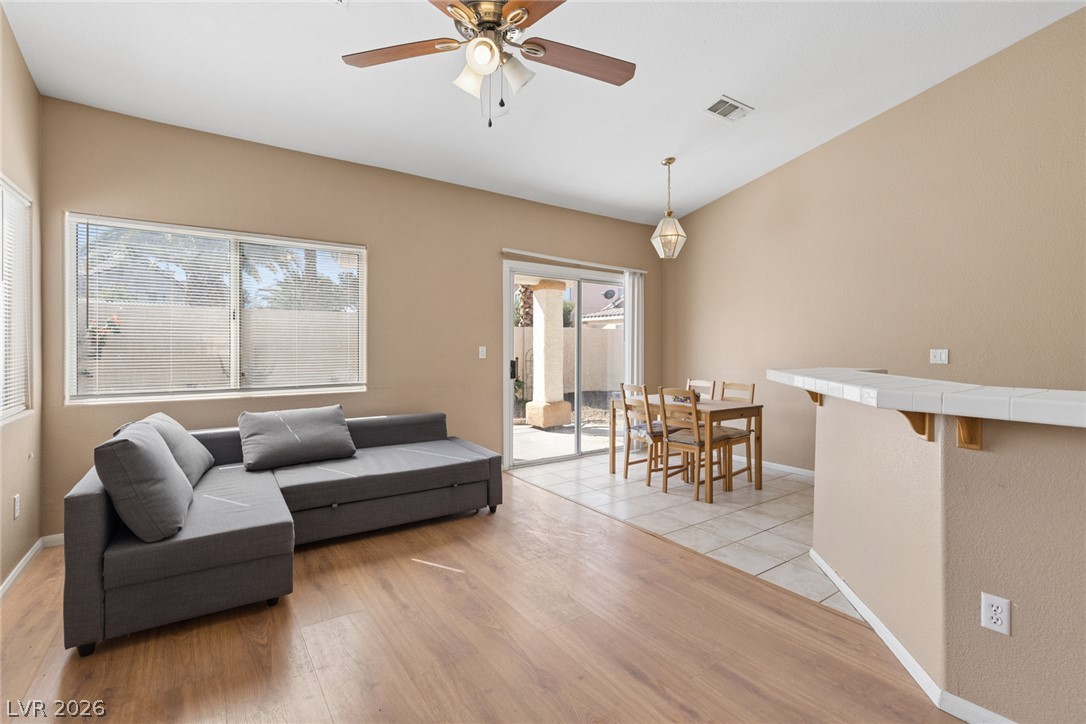 1563 Pimlico Hills Street Property Photo 14