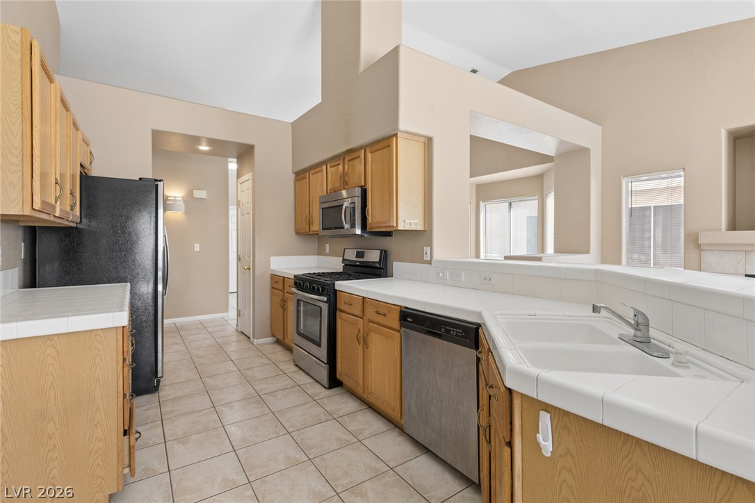 1563 Pimlico Hills Street Property Photo 19