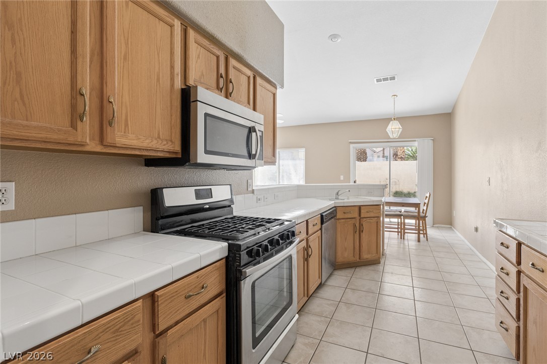 1563 Pimlico Hills Street Property Photo 23