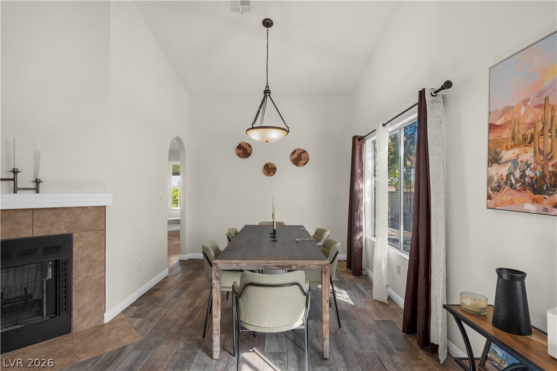 6576 Goldencreek Way Property Photo 7