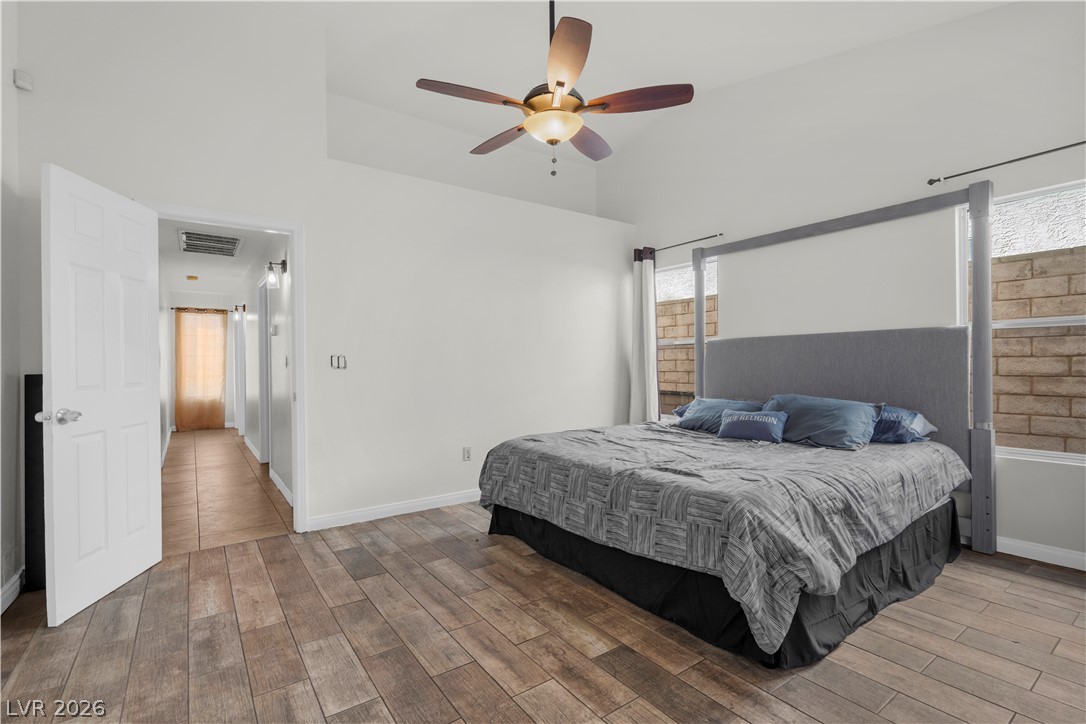 6576 Goldencreek Way Property Photo 16