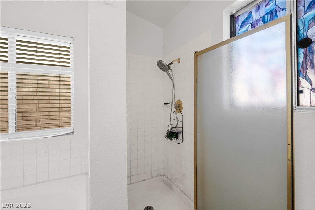 6576 Goldencreek Way Property Photo 20