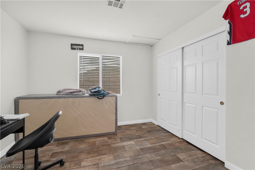 6576 Goldencreek Way Property Photo 24