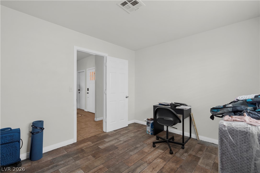 6576 Goldencreek Way Property Photo 25