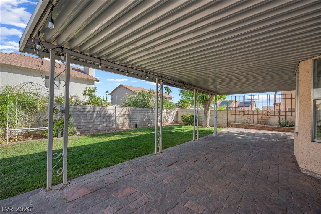 6576 Goldencreek Way Property Photo 30