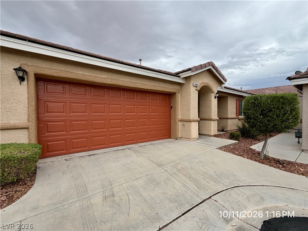 5408 Golden Barrel Avenue Property Photo 1