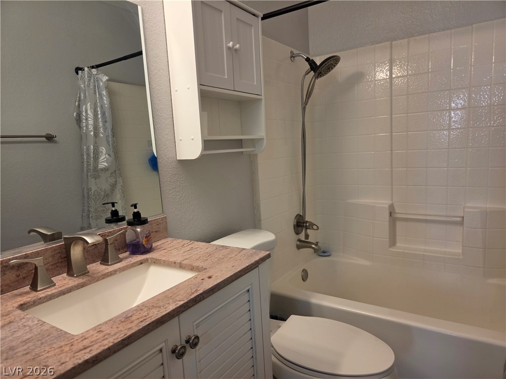 7561 Glowing Ember Court 101 Property Photo 5