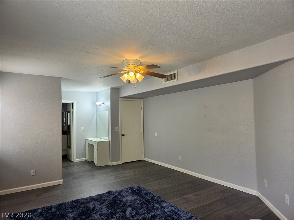 7561 Glowing Ember Court 101 Property Photo 7