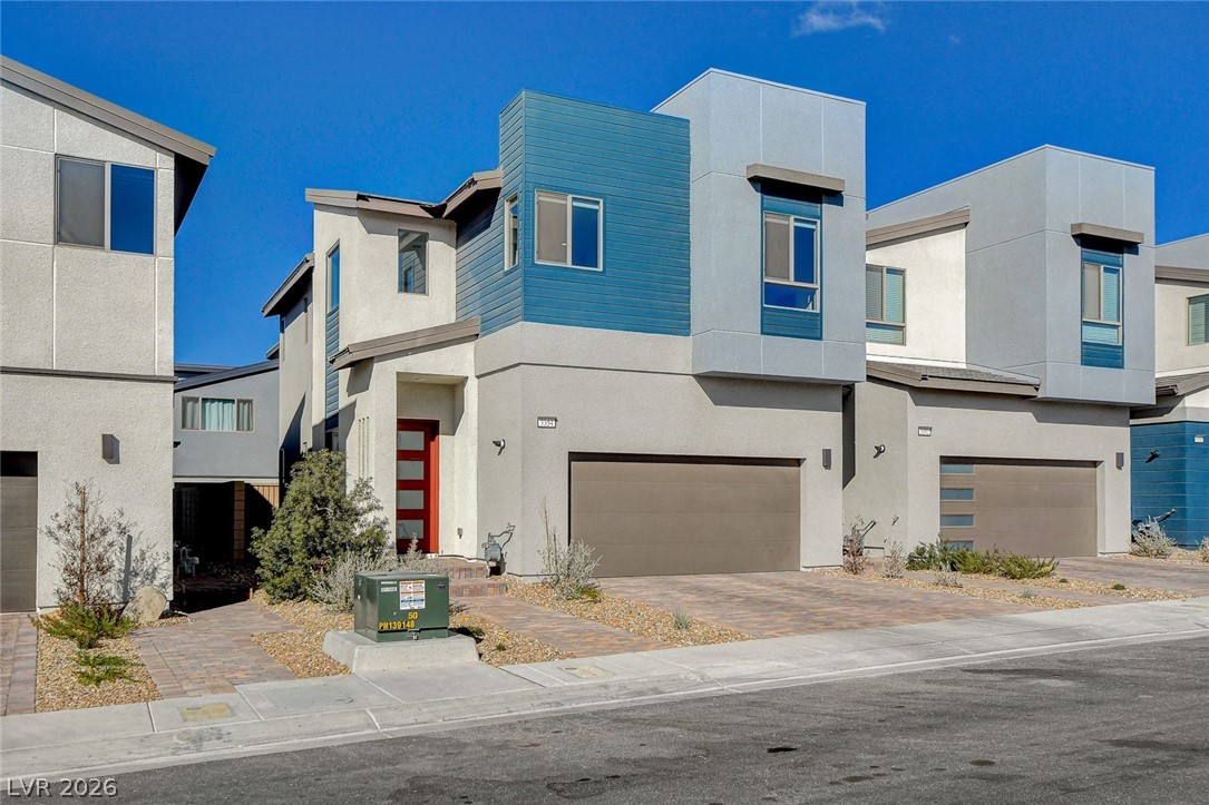 3354 Via Strada Street Property Photo 2