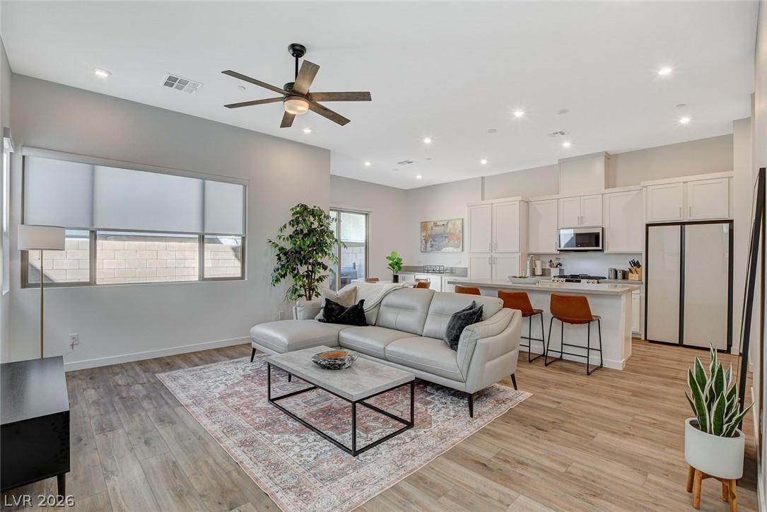 3354 Via Strada Street Property Photo 3