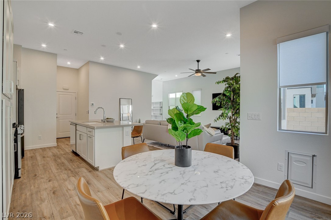 3354 Via Strada Street Property Photo 5