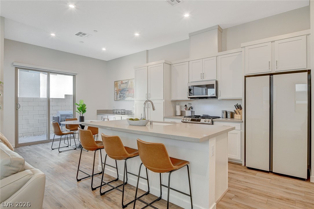 3354 Via Strada Street Property Photo 7