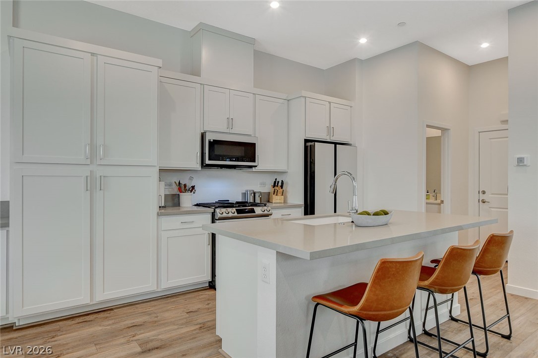 3354 Via Strada Street Property Photo 9