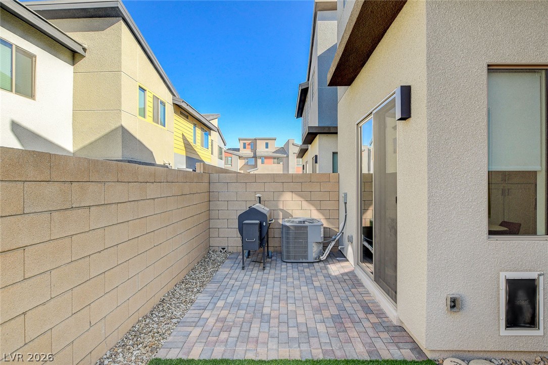 3354 Via Strada Street Property Photo 44