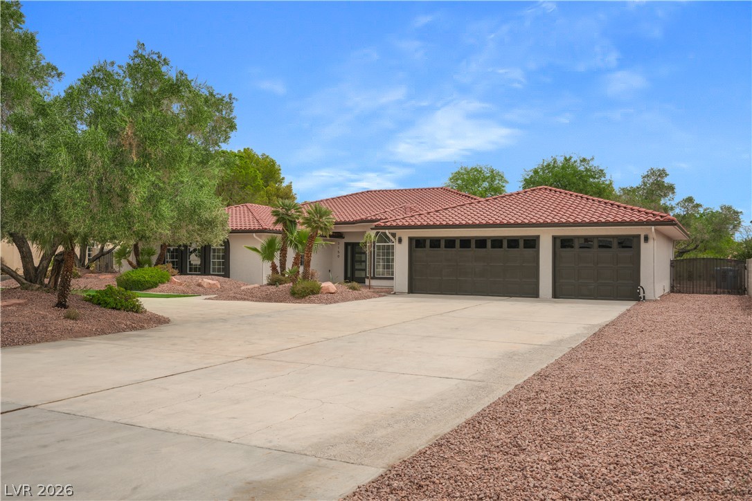 3150 South Tenaya Way Property Photo 4
