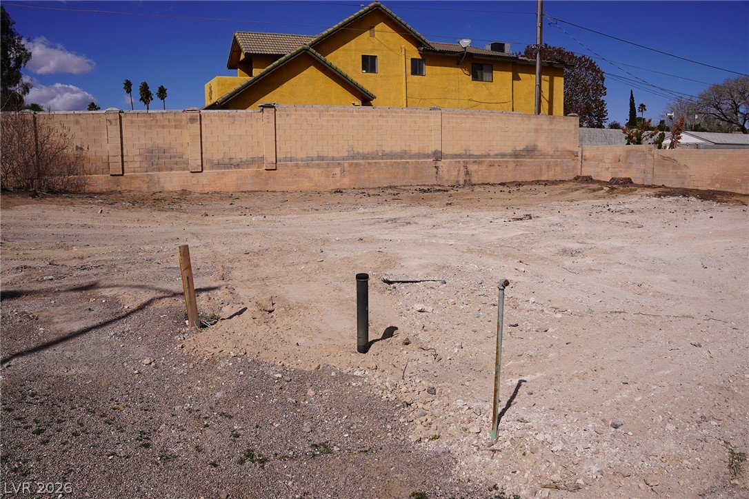 1608 Eaton Drive Property Photo 5