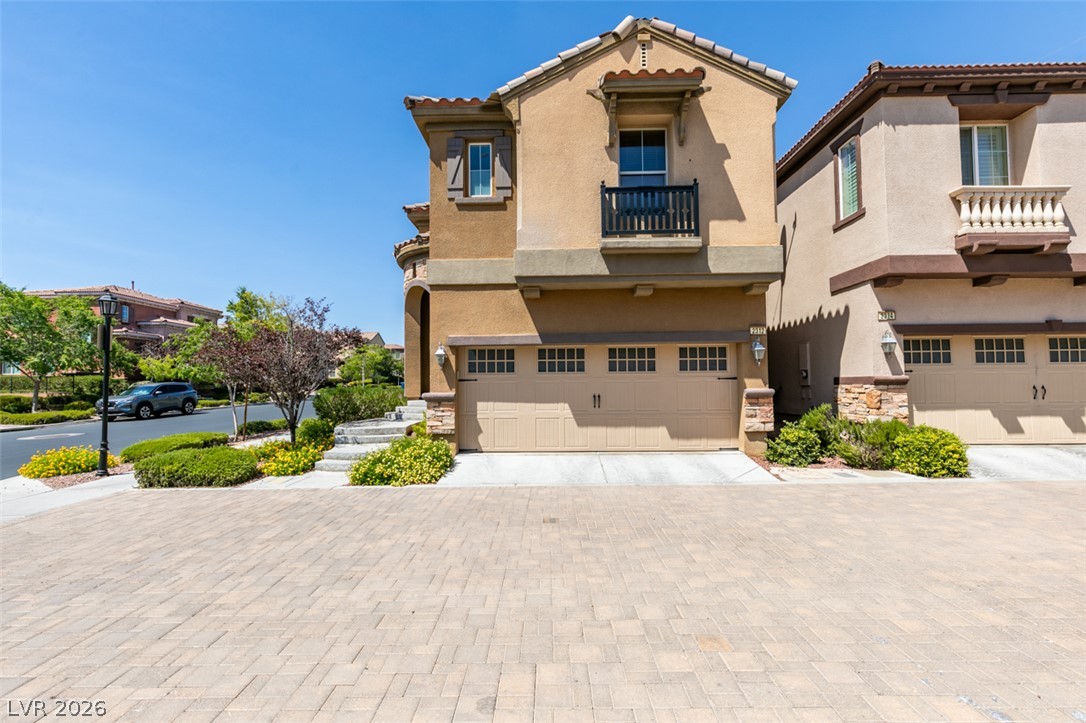 2312 Malaga Peak Property Photo 1