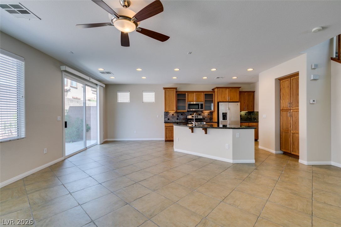2312 Malaga Peak Property Photo 9