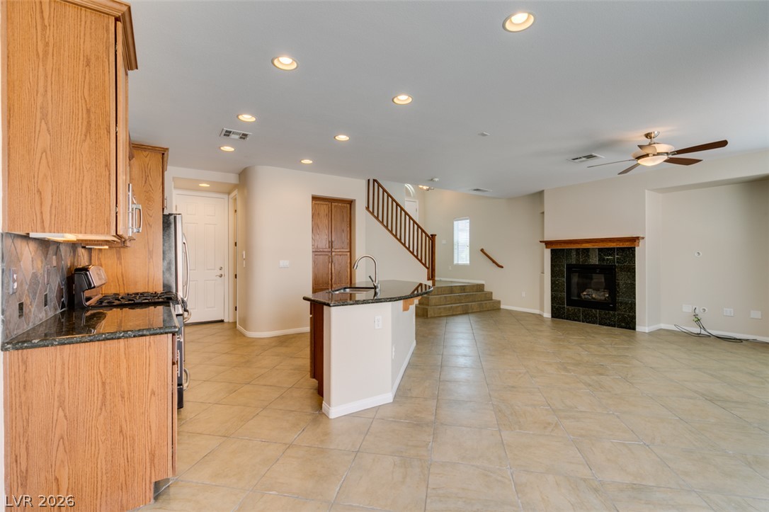 2312 Malaga Peak Property Photo 14