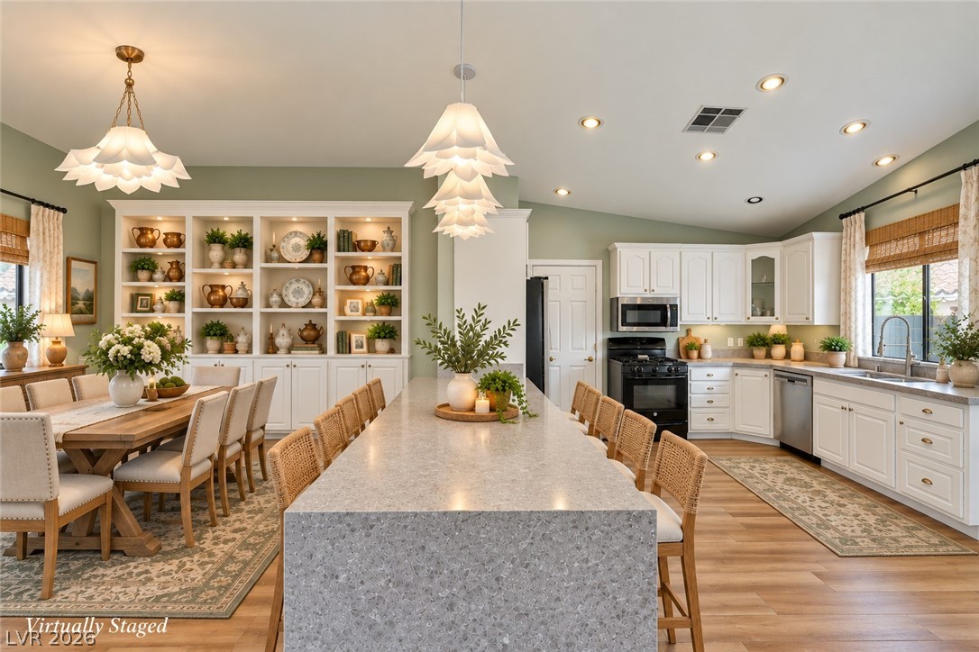 5530 Kildare Court Property Photo 8
