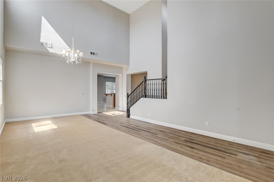 2411 Winter Cliffs Street Property Photo 8