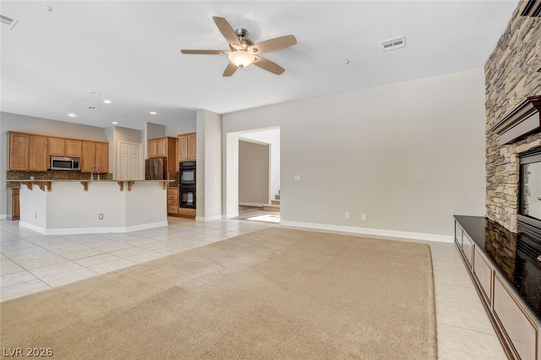2411 Winter Cliffs Street Property Photo 11