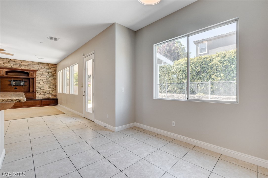 2411 Winter Cliffs Street Property Photo 15