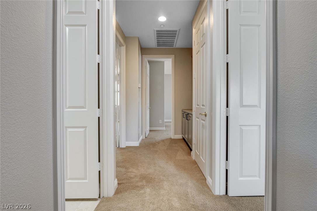 2411 Winter Cliffs Street Property Photo 32