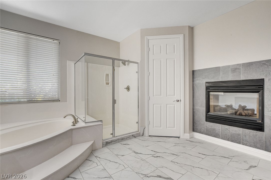 2411 Winter Cliffs Street Property Photo 38