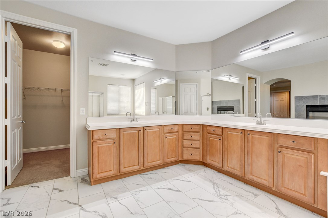 2411 Winter Cliffs Street Property Photo 39