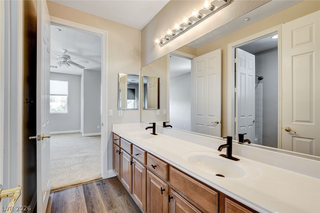 2411 Winter Cliffs Street Property Photo 46
