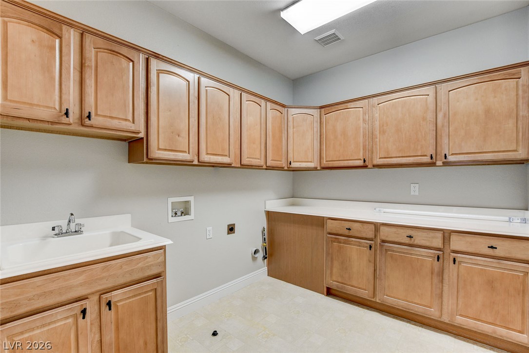 2411 Winter Cliffs Street Property Photo 49